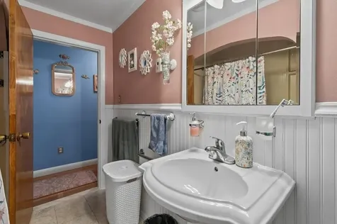 102 Hayden Avenue Tiverton RI 02878