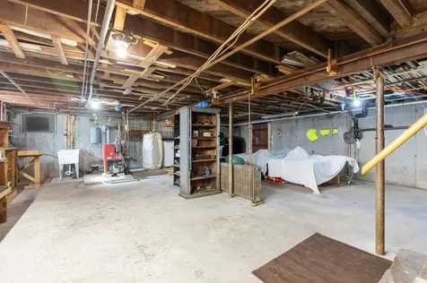 102 Hayden Avenue Tiverton RI 02878