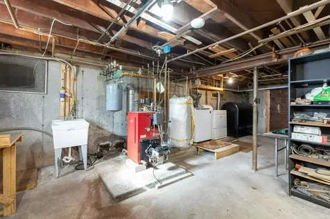 102 Hayden Avenue Tiverton RI 02878