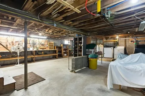 102 Hayden Avenue Tiverton RI 02878