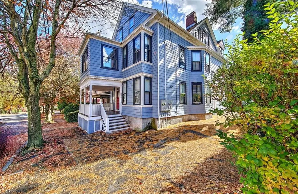 29 Creighton Street Providence RI 02906
