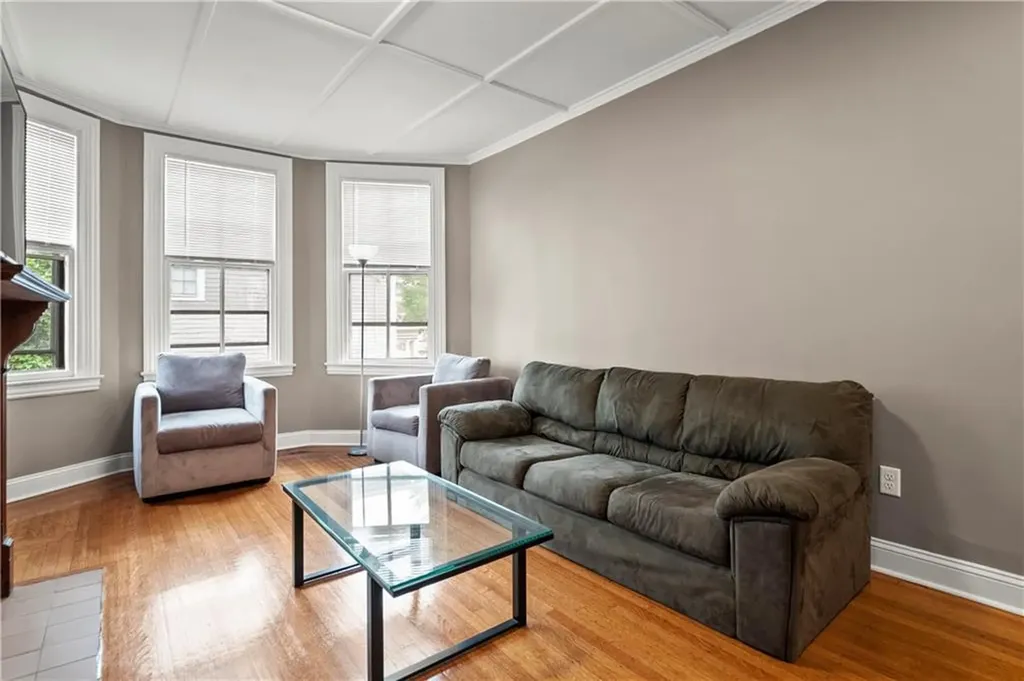 29 Creighton Street Providence RI 02906