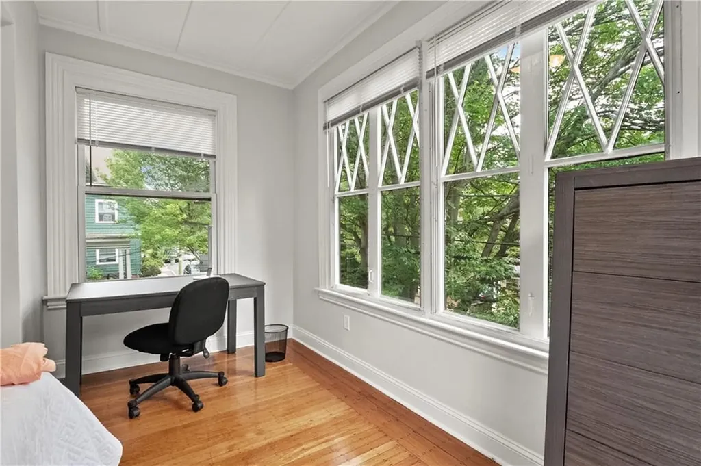 29 Creighton Street Providence RI 02906