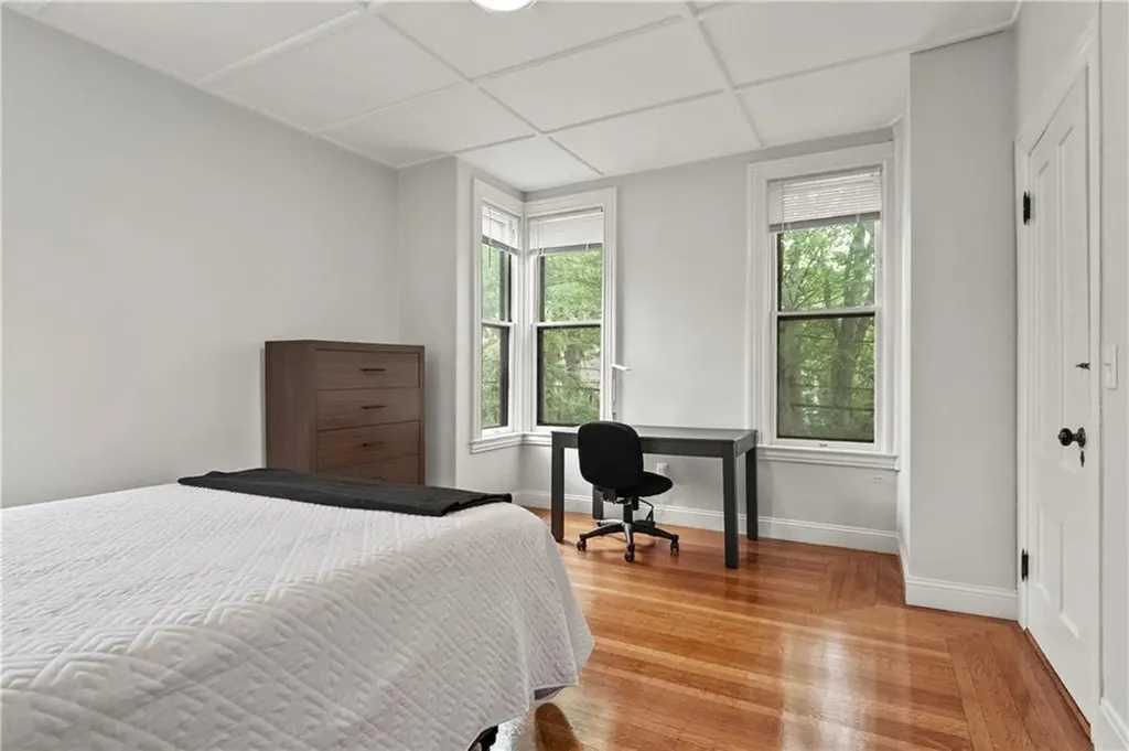 29 Creighton Street Providence RI 02906