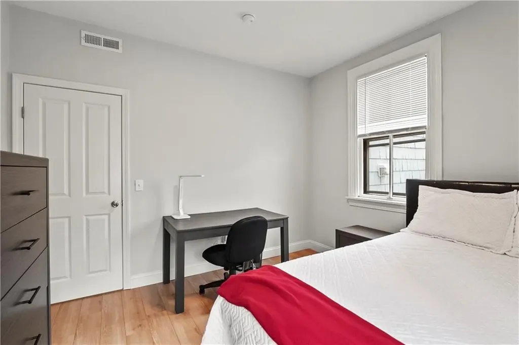 29 Creighton Street Providence RI 02906