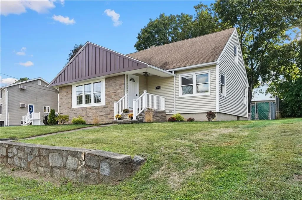 149 Yeoman Avenue Cranston RI 02920