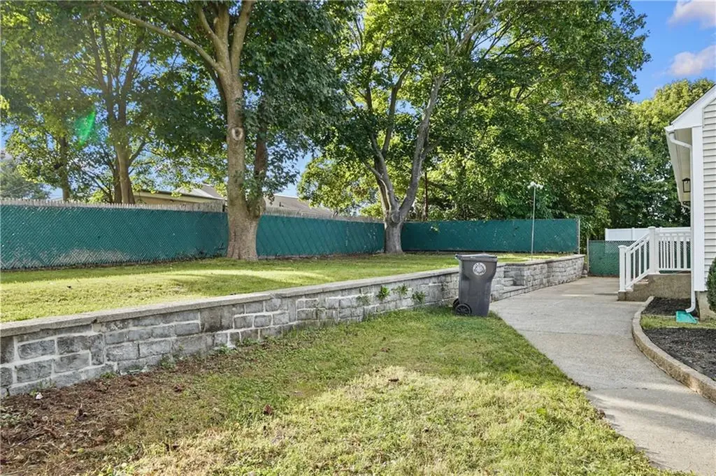 149 Yeoman Avenue Cranston RI 02920