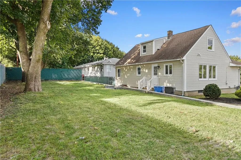 149 Yeoman Avenue Cranston RI 02920