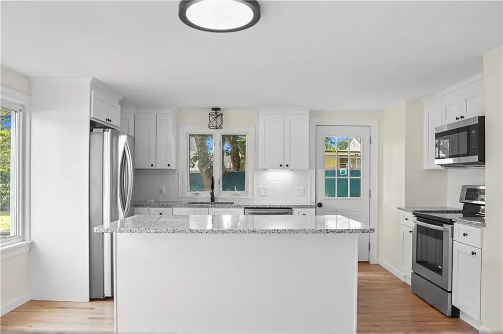 149 Yeoman Avenue Cranston RI 02920