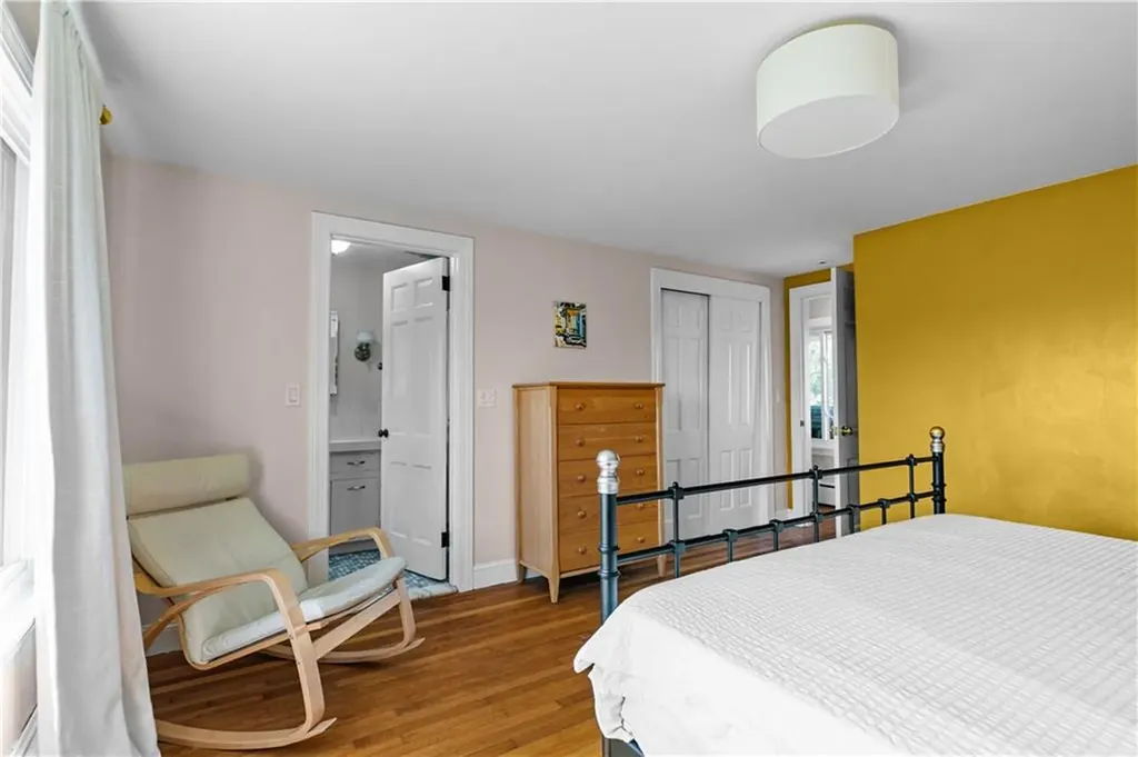 20 Borden Farm Road Portsmouth RI 02871