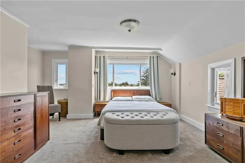 20 Borden Farm Road Portsmouth RI 02871