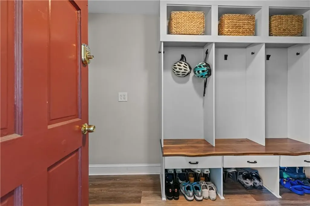 20 Borden Farm Road Portsmouth RI 02871