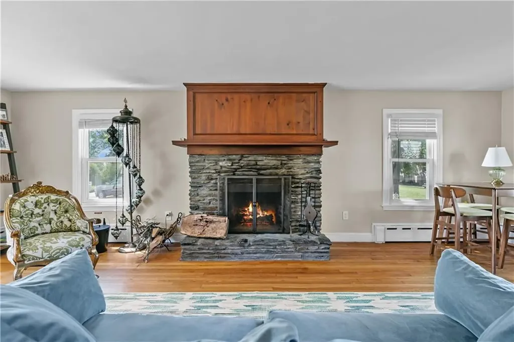 20 Borden Farm Road Portsmouth RI 02871