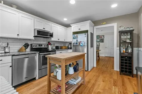 20 Borden Farm Road Portsmouth RI 02871