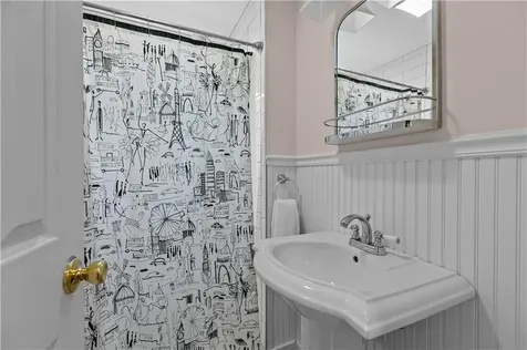 20 Borden Farm Road Portsmouth RI 02871