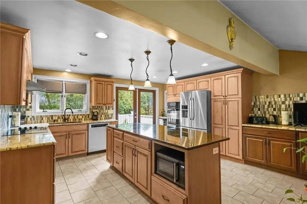 153 Morris Street Cumberland RI 02864