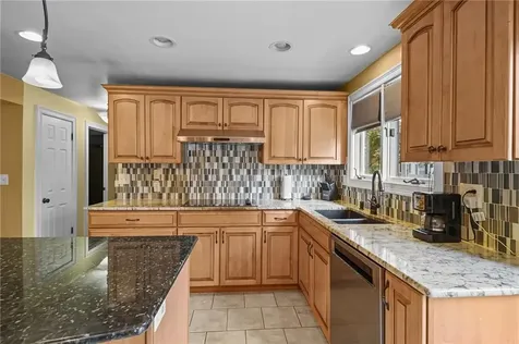 153 Morris Street Cumberland RI 02864