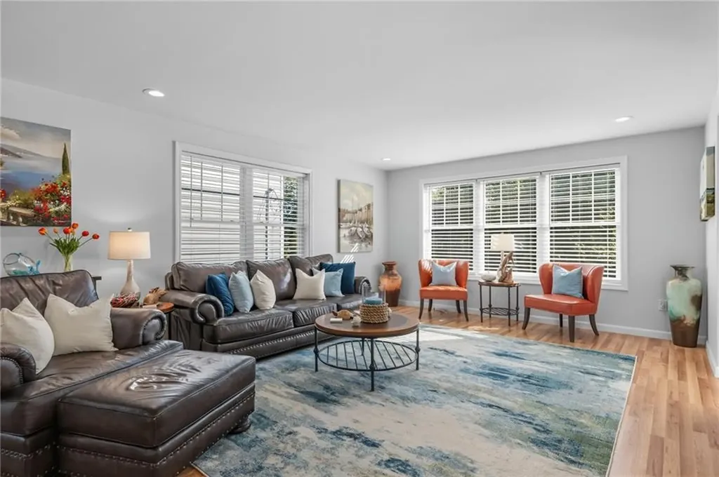 21 Wuddall Avenue Warwick RI 02889