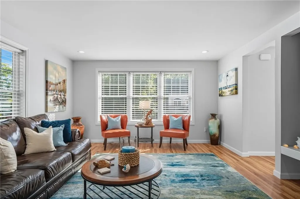 21 Wuddall Avenue Warwick RI 02889