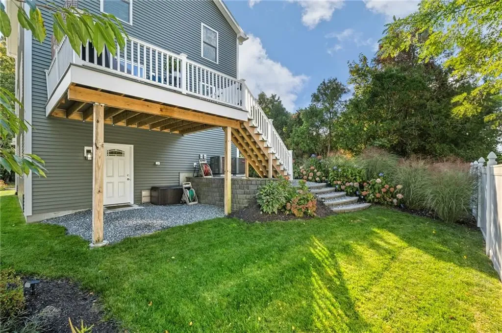 21 Wuddall Avenue Warwick RI 02889