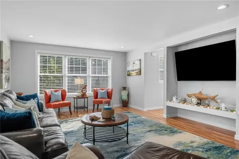 21 Wuddall Avenue Warwick RI 02889