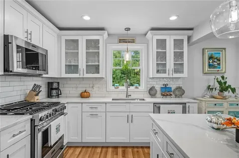 21 Wuddall Avenue Warwick RI 02889