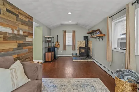 273 Main Street Cranston RI 02823