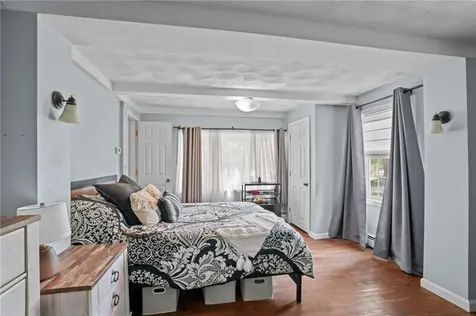 273 Main Street Cranston RI 02823