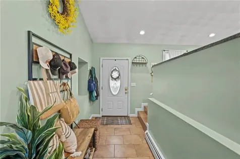 273 Main Street Cranston RI 02823