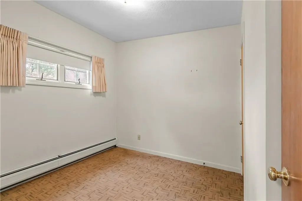 103 Cedar Island Road Narragansett RI 02882
