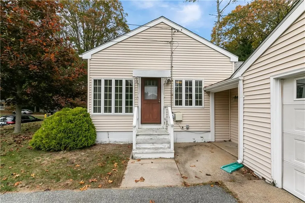103 Cedar Island Road Narragansett RI 02882