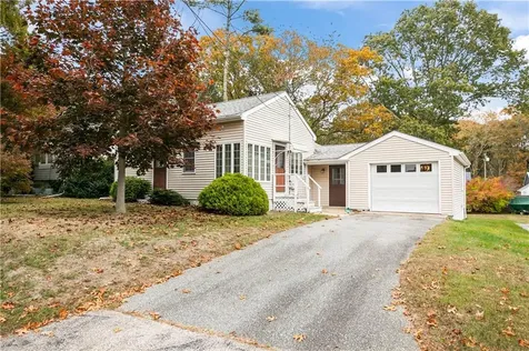 103 Cedar Island Road Narragansett RI 02882