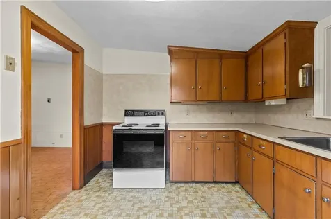 103 Cedar Island Road Narragansett RI 02882