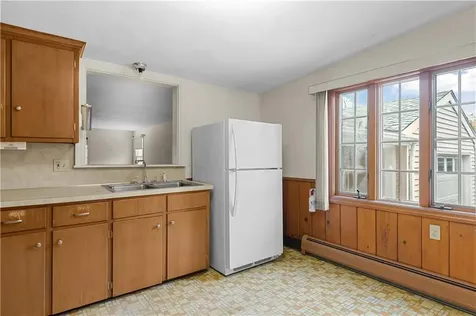 103 Cedar Island Road Narragansett RI 02882