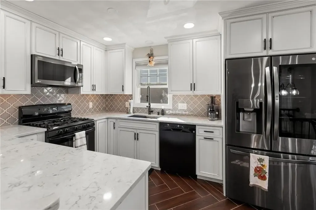 16 Marconi Street Providence RI 02909