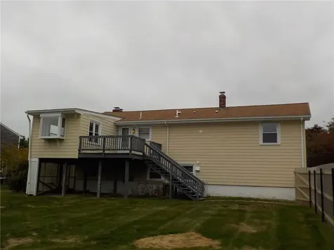 118 Pear Street Portsmouth RI 02871