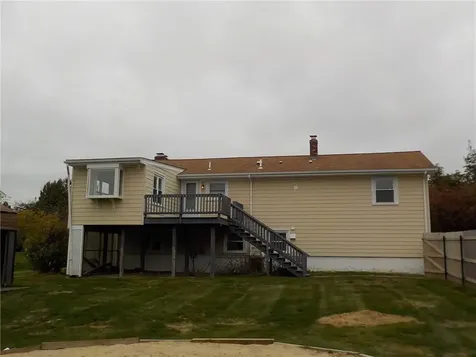 118 Pear Street Portsmouth RI 02871