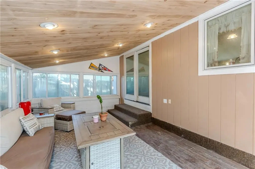 91 Curry Road Cranston RI 02920