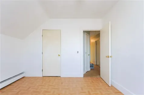 418 River Road Lincoln RI 02865