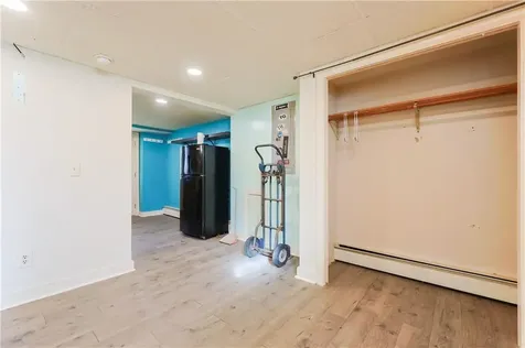 418 River Road Lincoln RI 02865