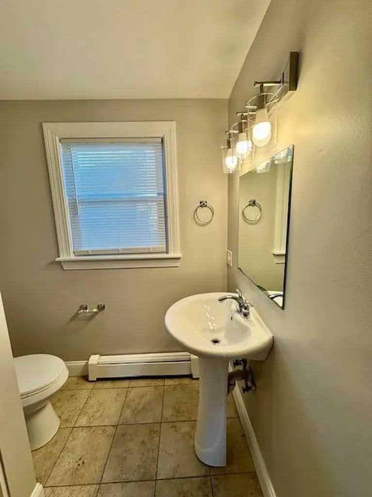 62 York Avenue Pawtucket RI 02860