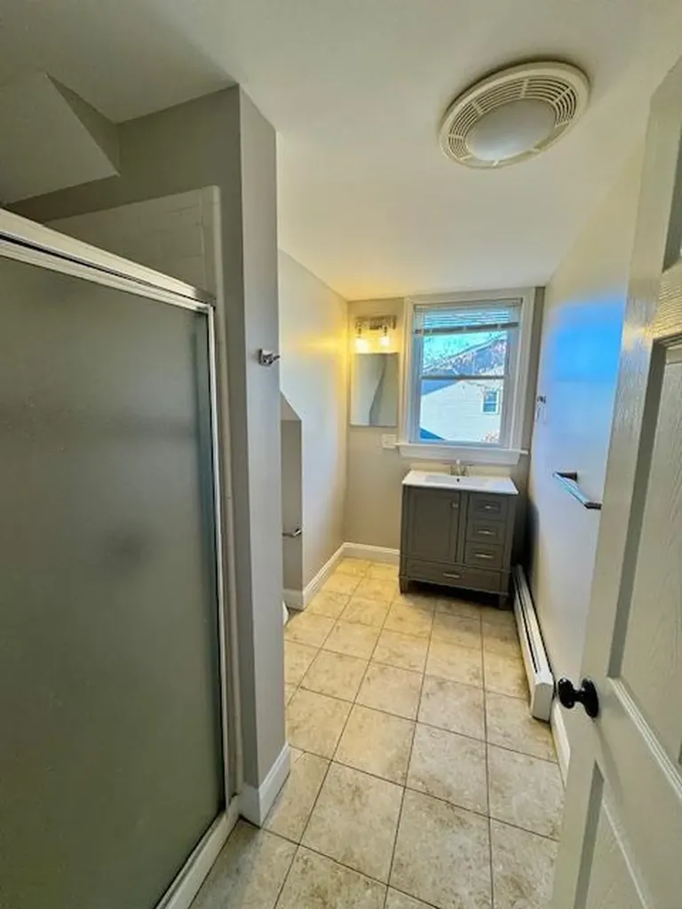 62 York Avenue Pawtucket RI 02860