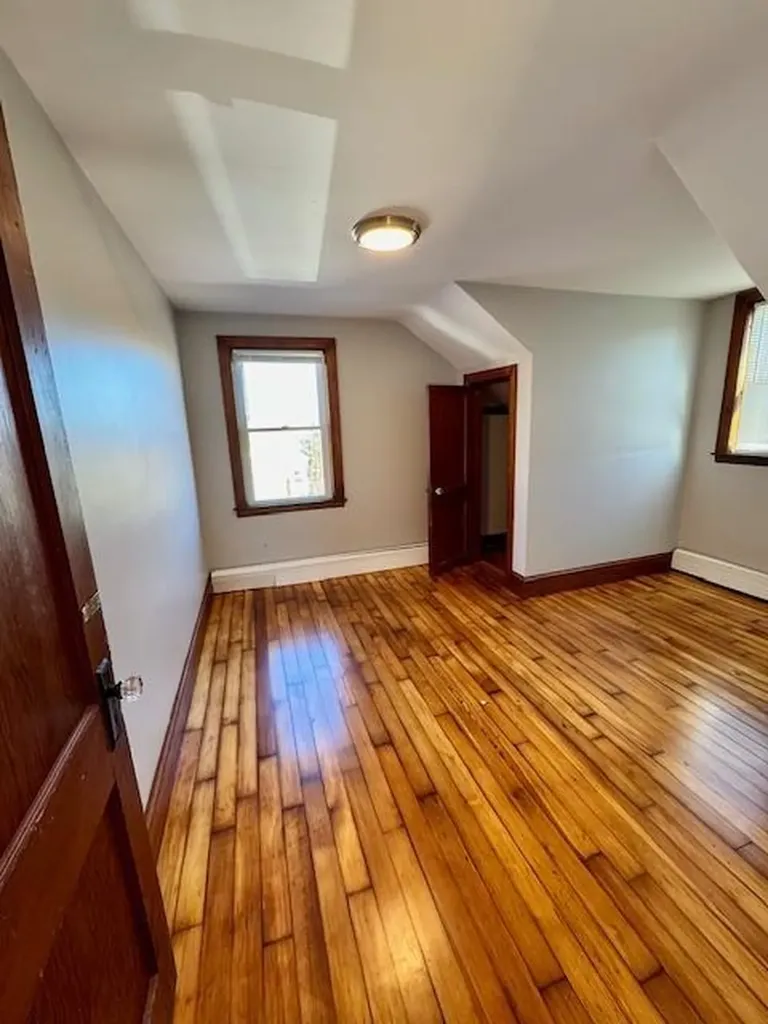 62 York Avenue Pawtucket RI 02860