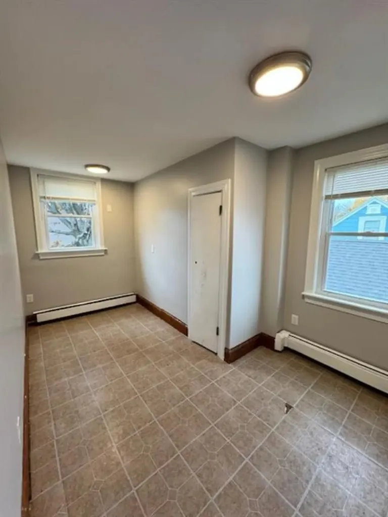 62 York Avenue Pawtucket RI 02860