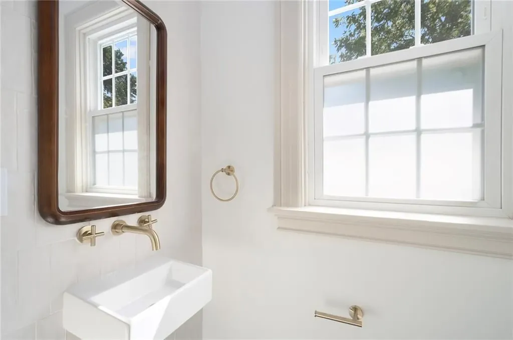 294 Cole Avenue Providence RI 02906