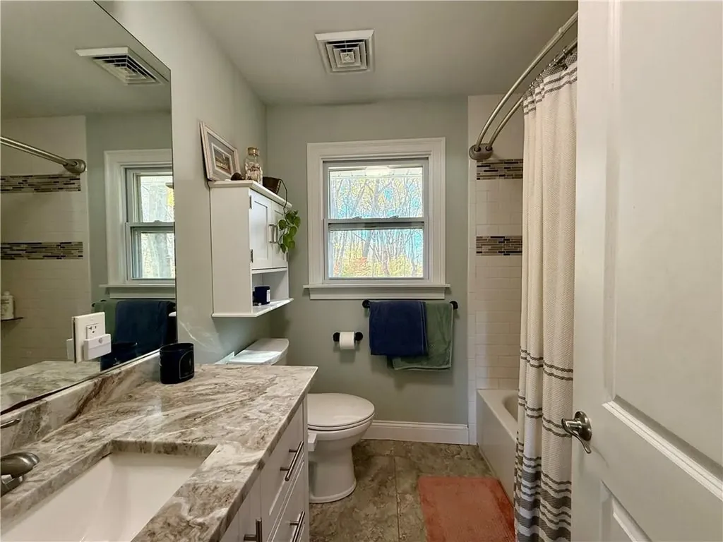 11 Holmes Street Westerly RI 02891