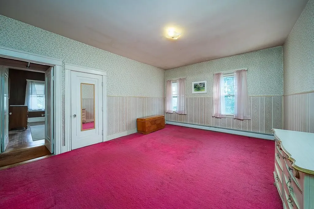 30 White Rock Road Warwick RI 02889