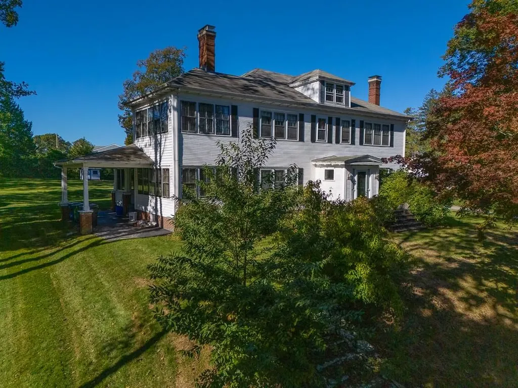 30 White Rock Road Warwick RI 02889