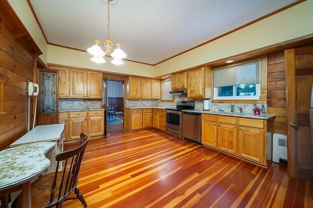 30 White Rock Road Warwick RI 02889