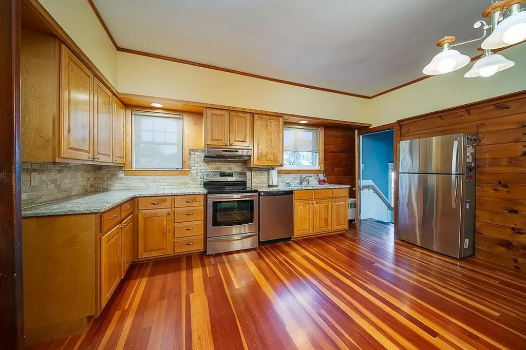 30 White Rock Road Warwick RI 02889